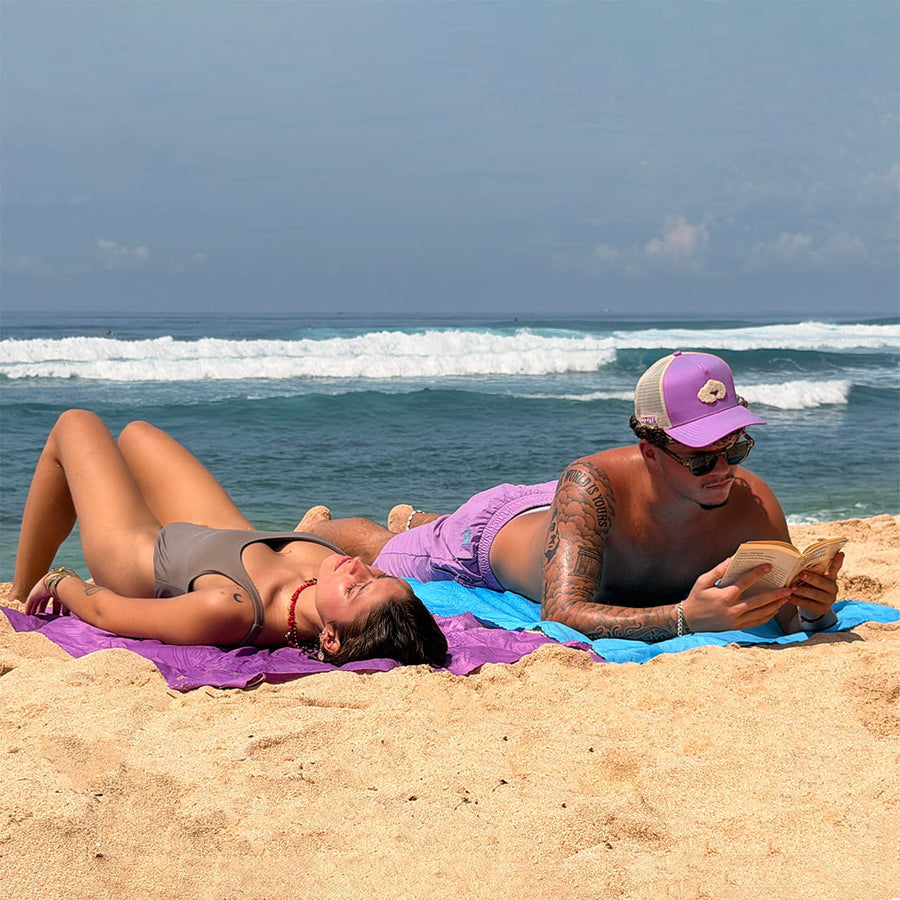 COMPACT MICROFIBER BEACH SHORE TOWEL™