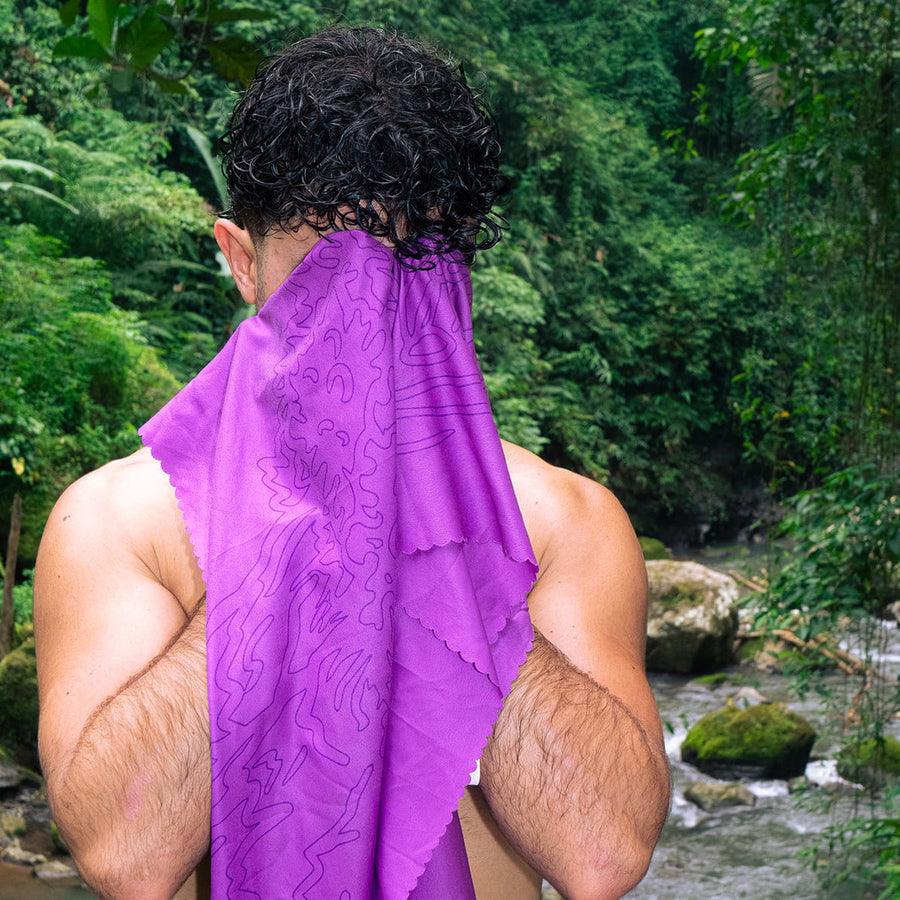 COMPACT MICROFIBER BEACH SHORE TOWEL™